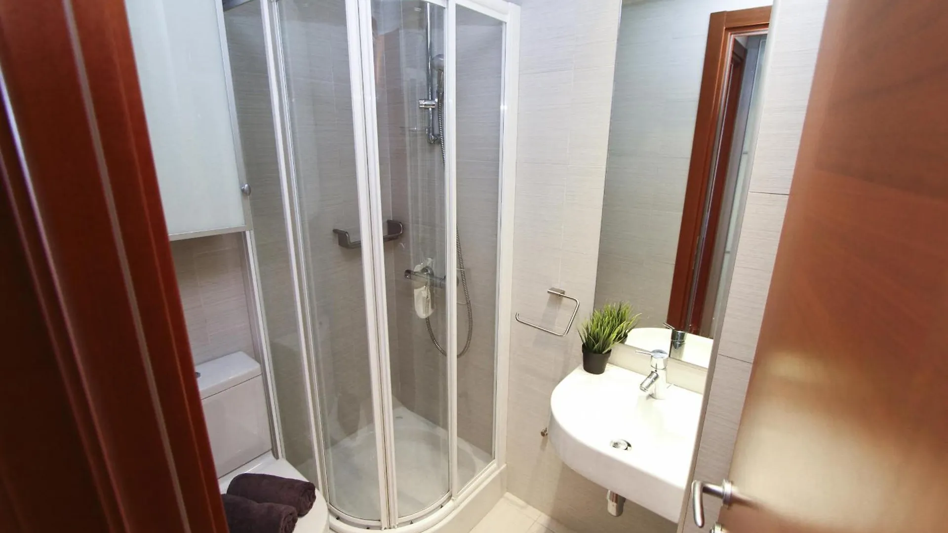 New Soluxe Only Families Planetcostadorada Apartment Salou Spain
