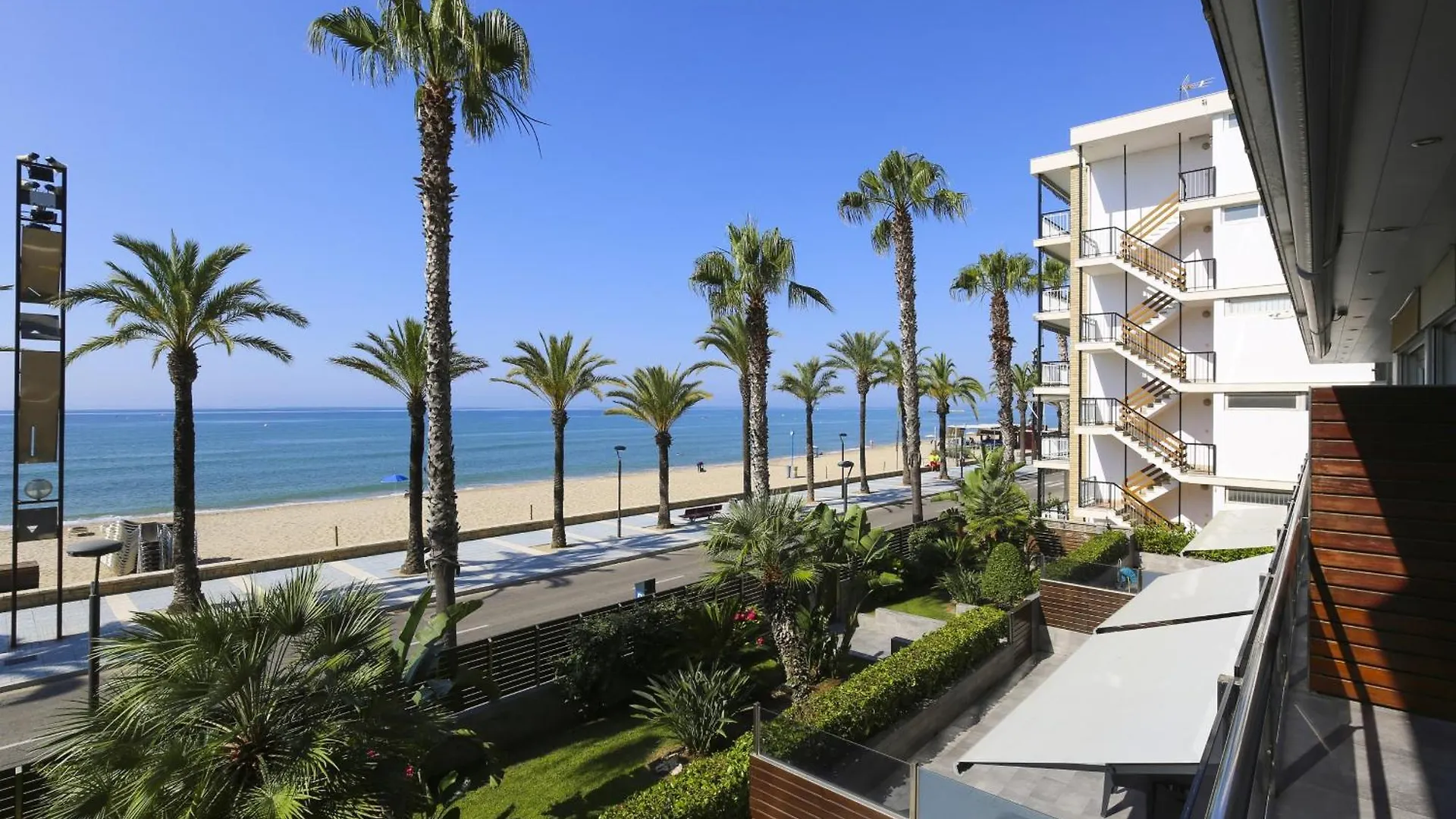 New Soluxe Only Families Planetcostadorada Apartment Salou 0*,  Spain